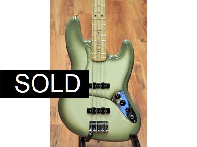 Fender Standard Jazz Bass Antigua